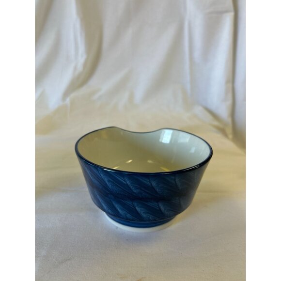 Blue & White Bamboo Design Porcelain Bowl - Picture 1 of 2